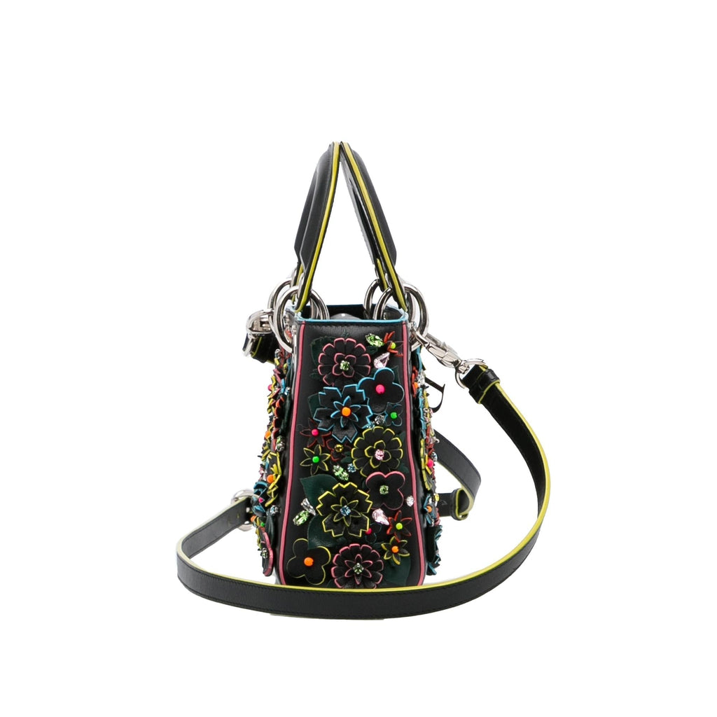 Dior Dior Flower Embroidered Bag (SHG-CjtZbT)