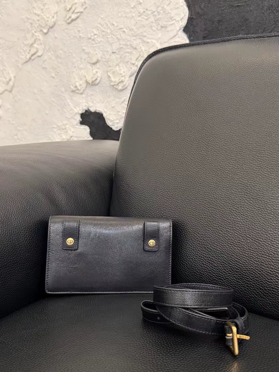 150626-bag-96 Dior oblique black gold handbag