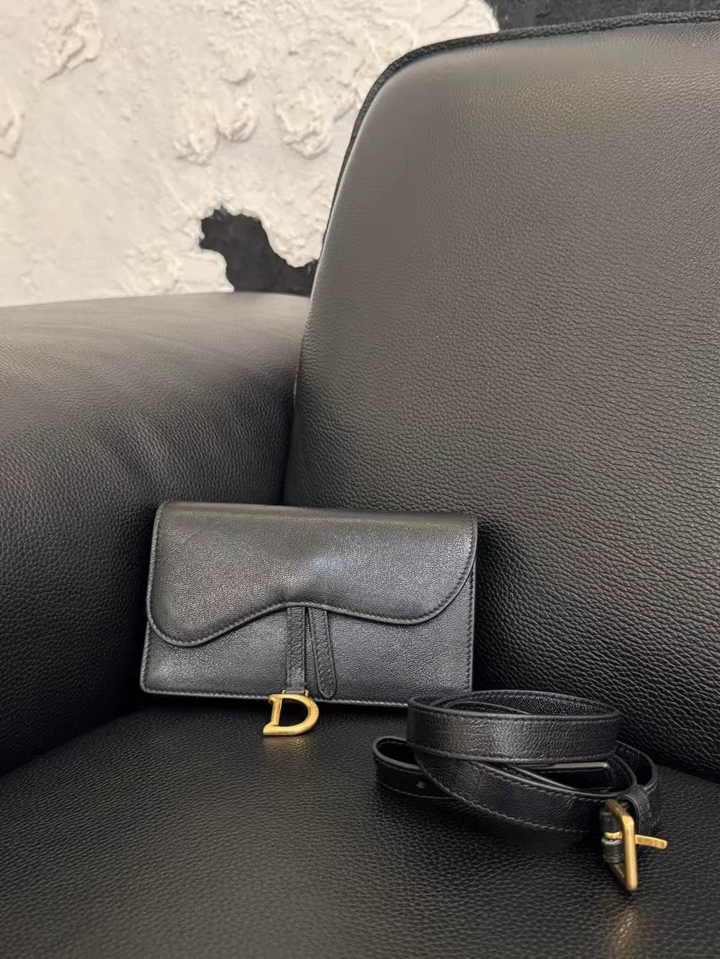 150626-bag-96 Dior oblique black gold handbag