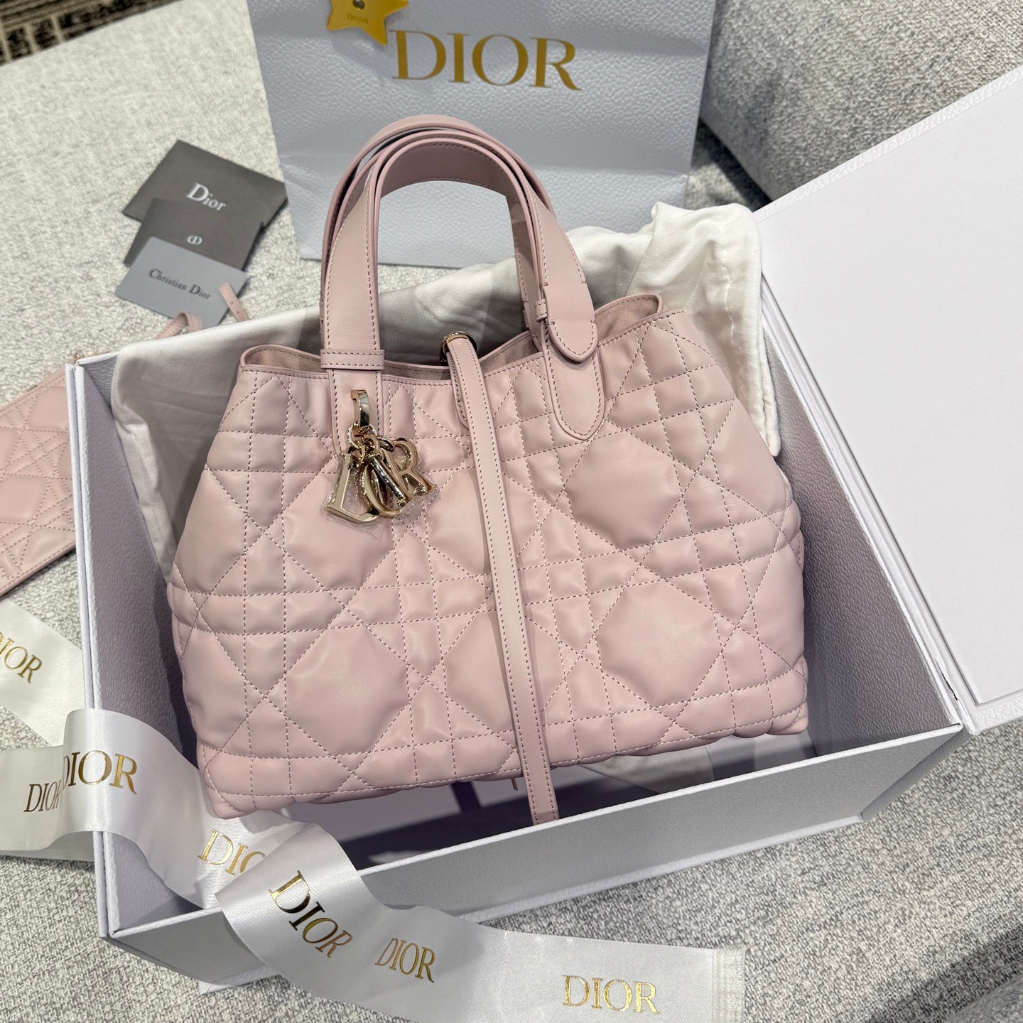 Dior